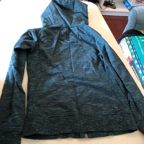 RARE Lululemon Scuba Hoodie French Terry - Picture 11 of 12